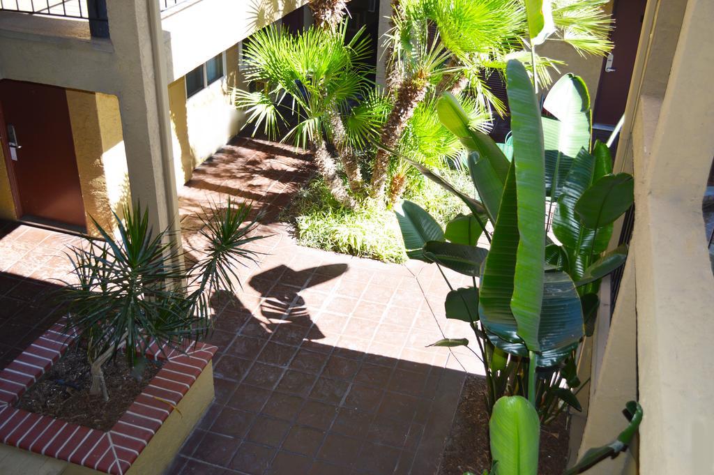 West Park Inn- Extended / Weekly Rates Available Inn 2*