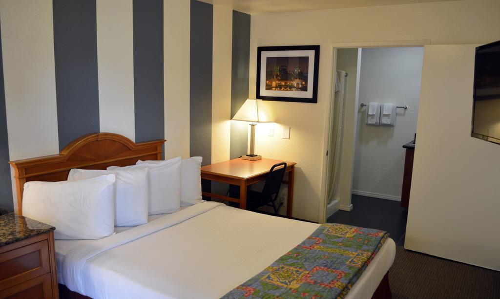 West Park Inn- Extended / Weekly Rates Available 2* San Diego