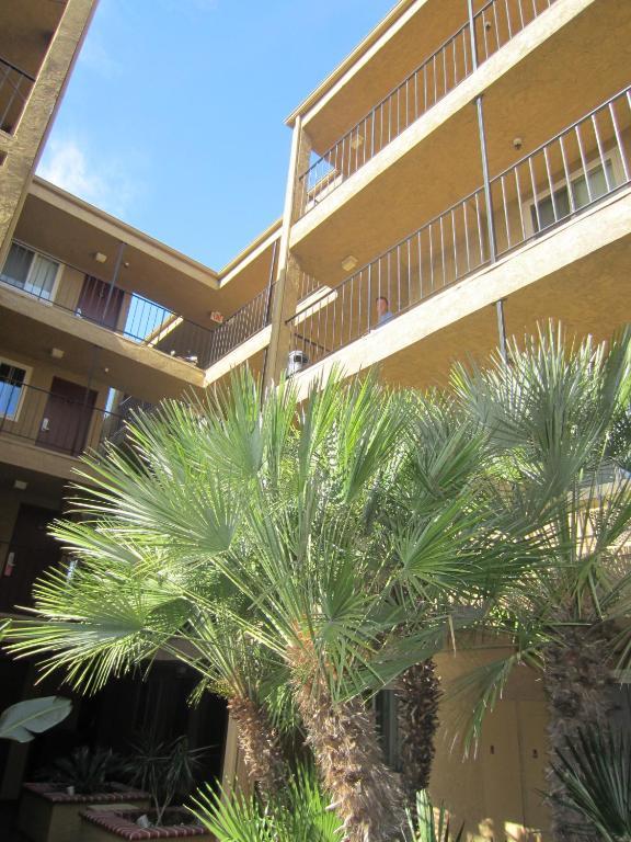 West Park Inn- Extended / Weekly Rates Available Inn 2*