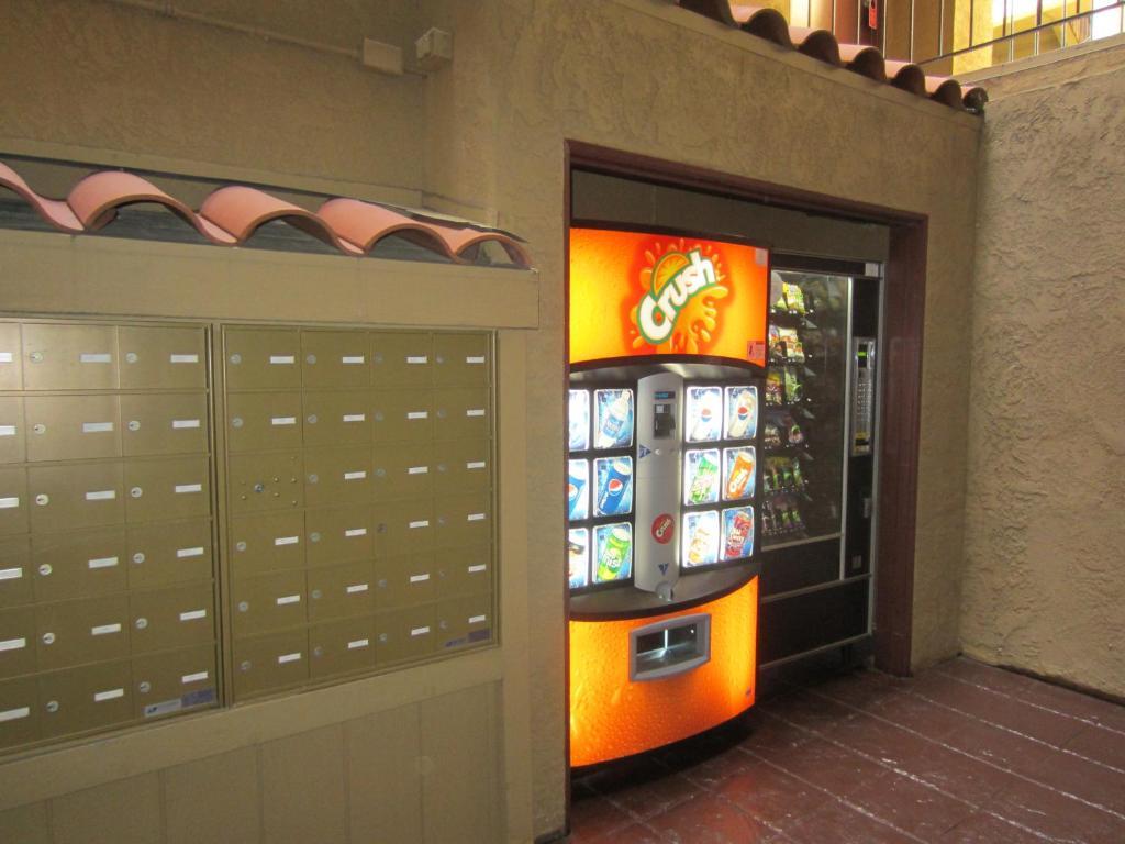 West Park Inn- Extended / Weekly Rates Available Inn